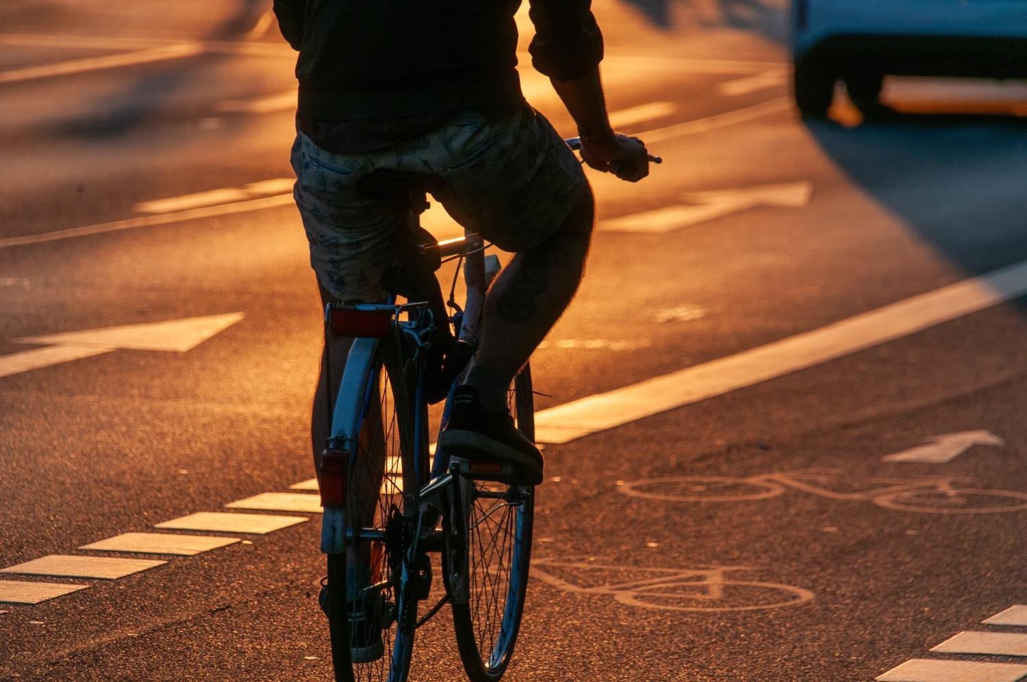 Radfahren in der Stadt (c) wal_172619 / pixabay.com