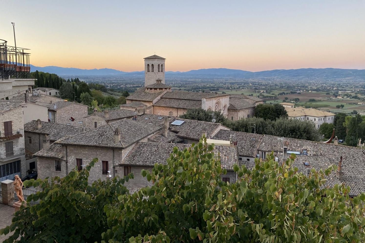 Ein neuer Morgen in Assisi (c) Monika Erhard / pfarrbriefservice.de