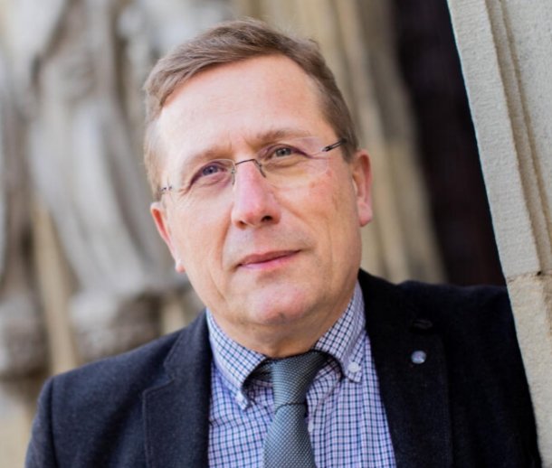 Prof. Dr. Thomas Schüller (c) dpa