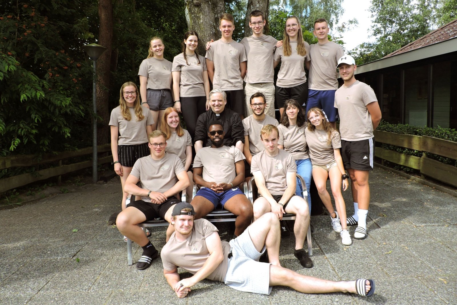 Gruppenbild Leiterteam (c) Lagerleiterteam