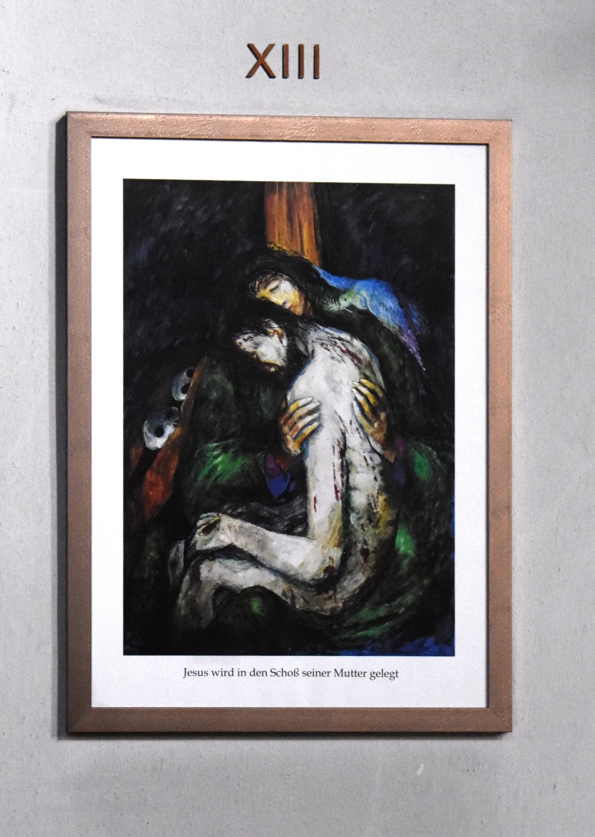 13. Station: Jesus wird in den Schoß seiner Mutter gelegt (c) M. Haschke