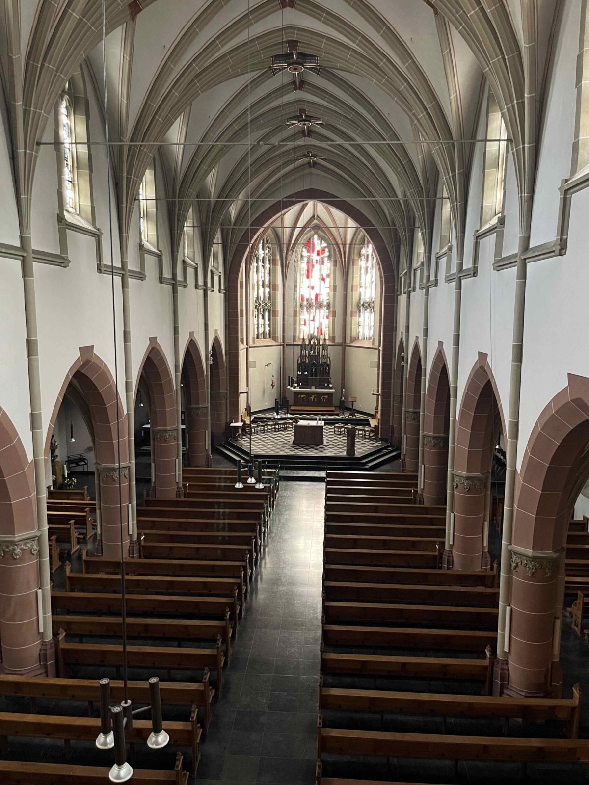 Pfarrkirche St. Mariä Empfängnis, Edith-Stein-Str. Vohwinkel red (c) W. Jarisch