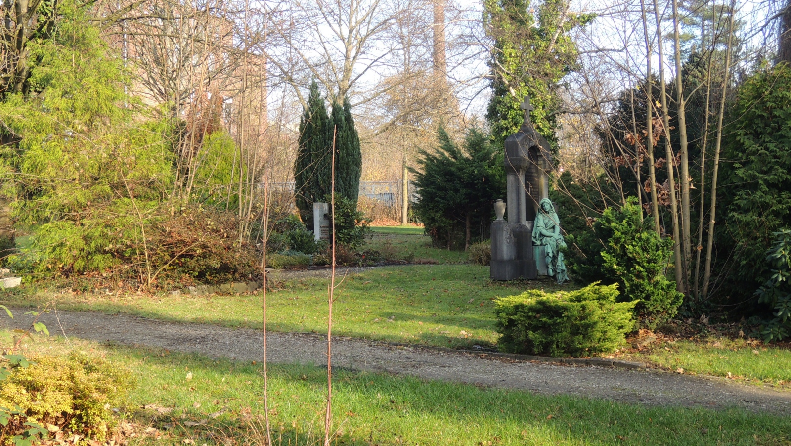 Friedhof Kirchhofstr (2) (c) J.Rohde