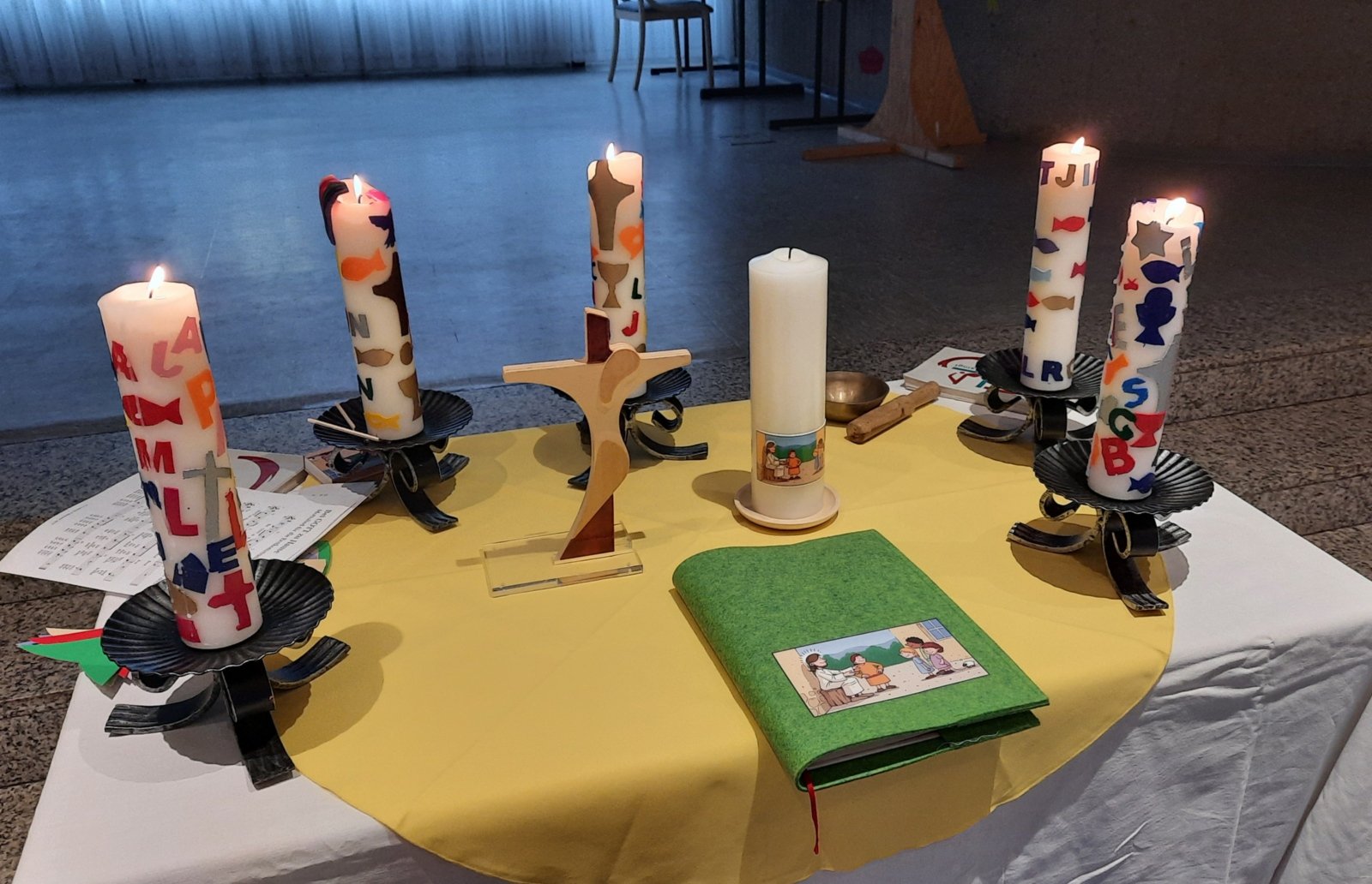 Kindergottesdienst Altar (c) Stefanie Natho